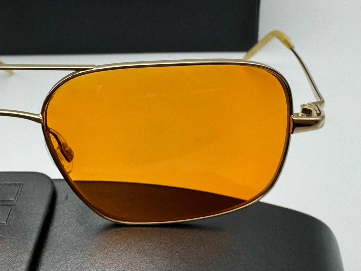 Oliver Peoples Victory 55 Gold VFX Cognac Burn Notice Michael Weston Rare Polarized Preowned