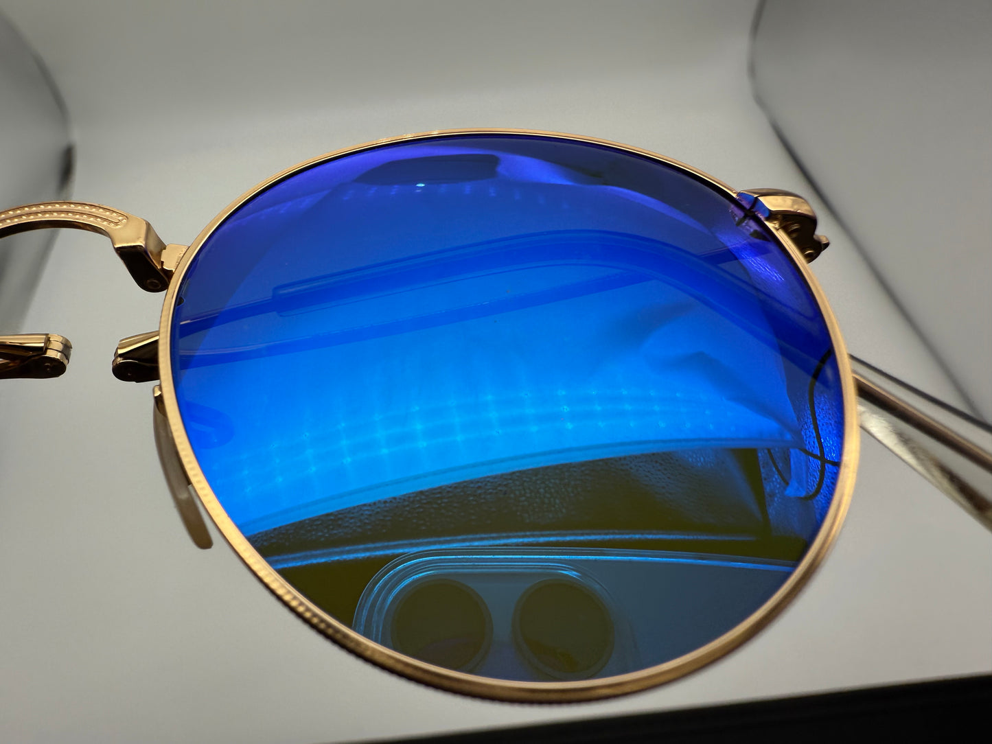 Ray-Ban Round Metal Folding RB 3532 Gold / Blue Flash Mirror 47mm 001 / 68 Italy Preowned