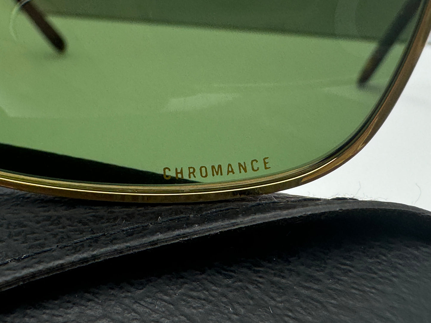 Ray-Ban RB 3796 59mm Gold / Dark Green Chromance Polarized 9196P1 Preowned