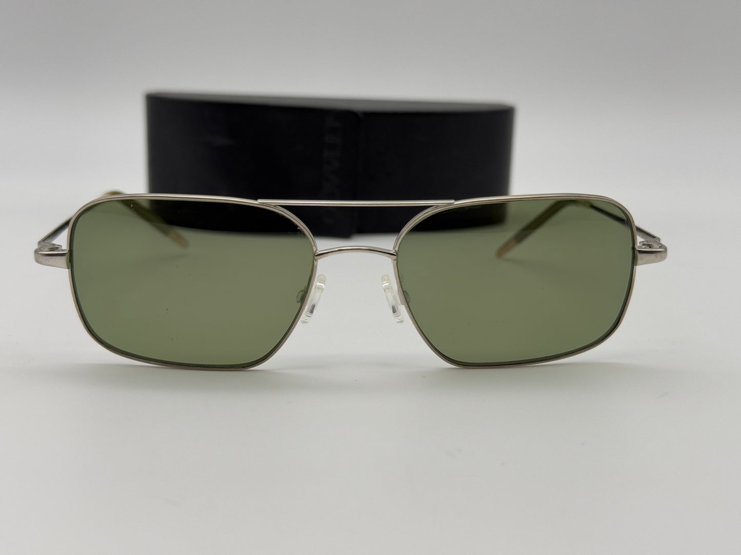 Oliver Peoples Victory 55mm Silver / Green Polarized o X p Polarized Glass Lens Japan Preowned