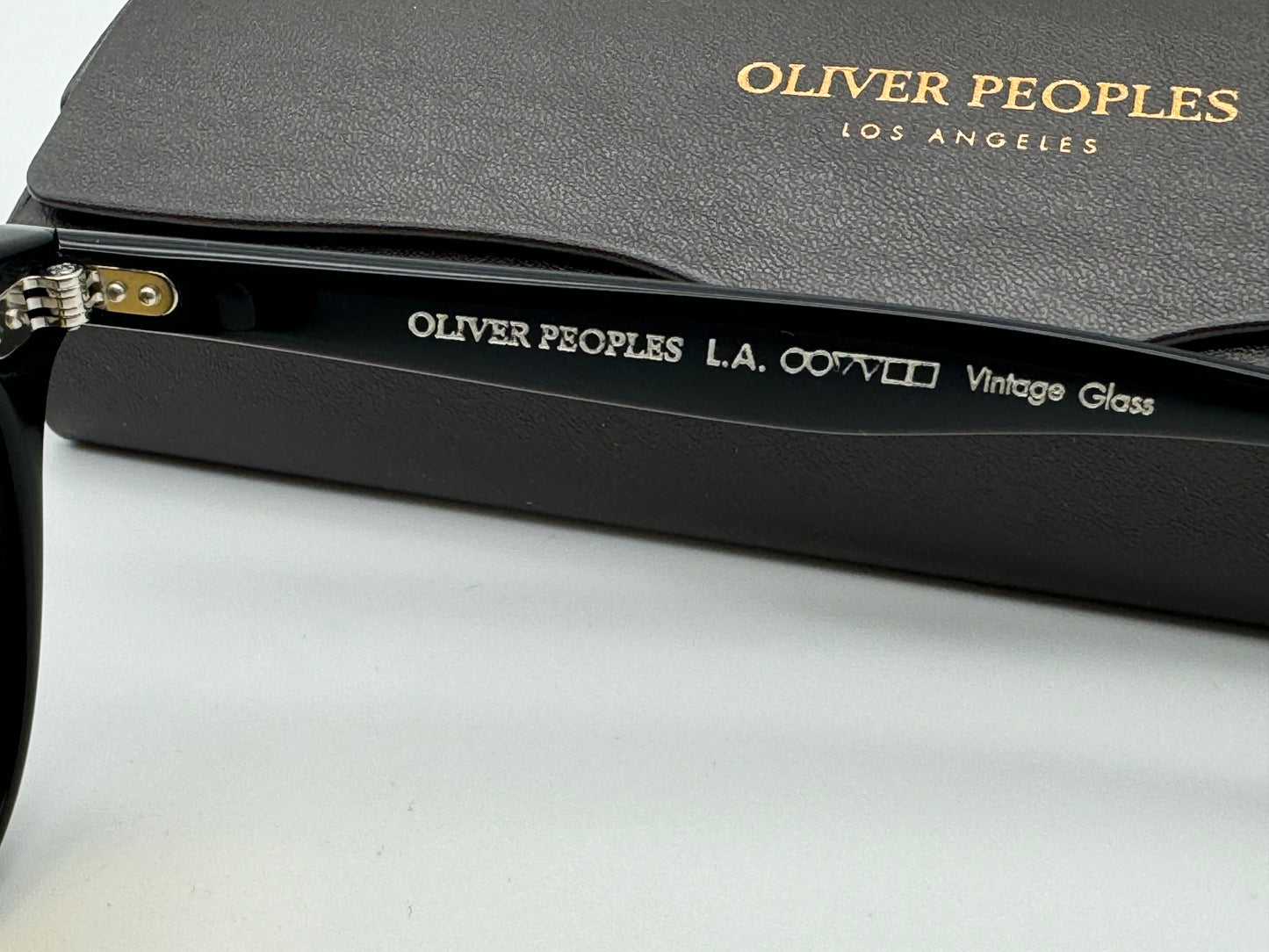 Oliver Peoples Desmon Sun 50mm Black / Mustard OV 5454 10050F Italy NEW