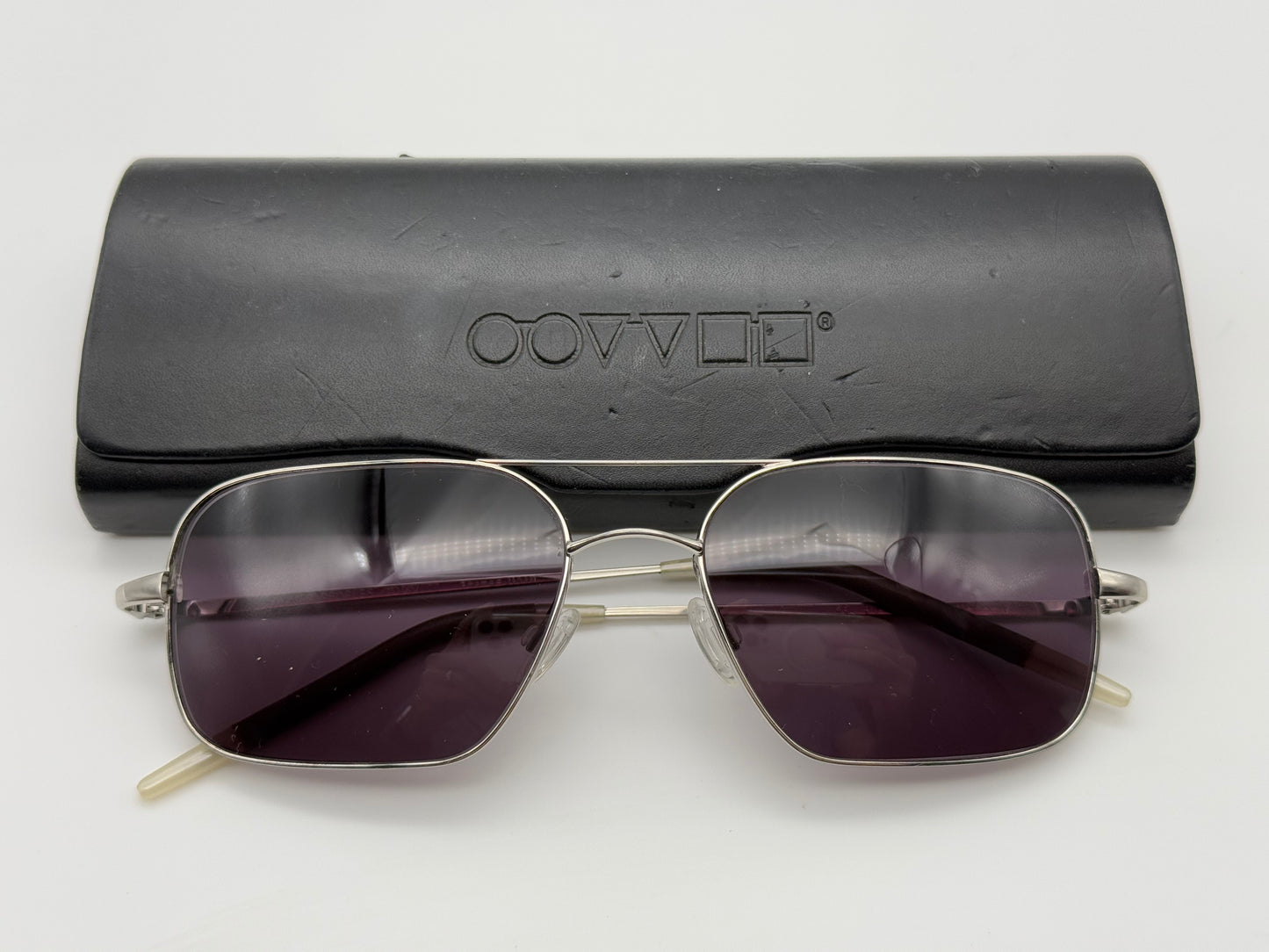 Oliver Peoples Victory 55mm Silver / Purple none-polarized polymer lens Preowned