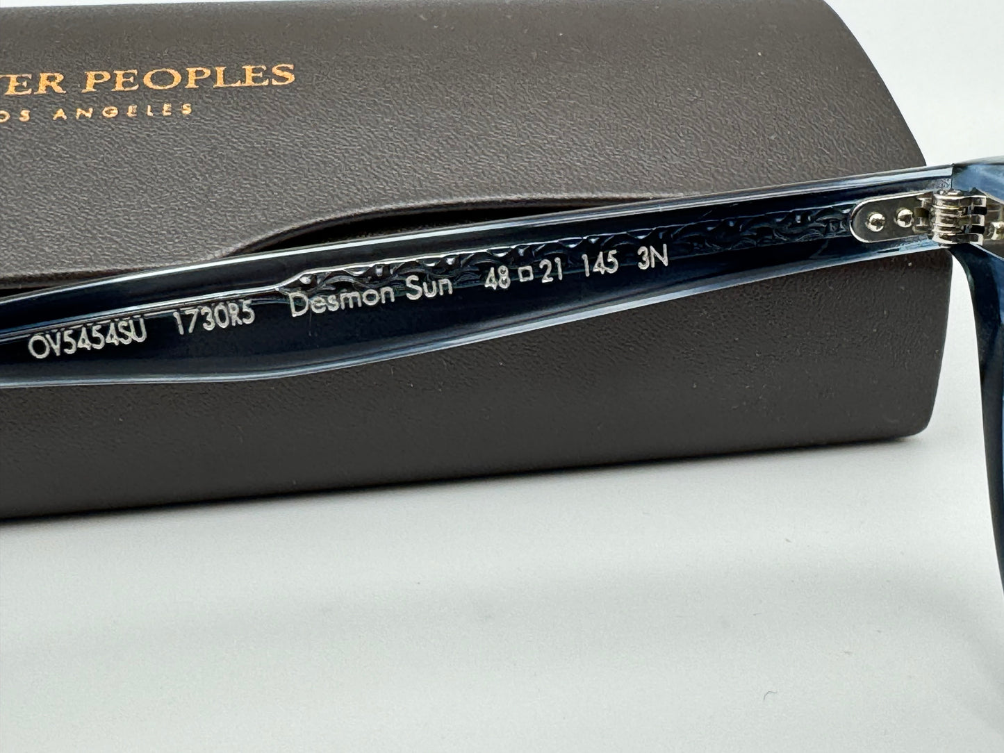 Oliver Peoples Desmon Sun 48mm Dark Blue VSB / Carbon Gray OV 5454 SU 1730R5 Italy NEW