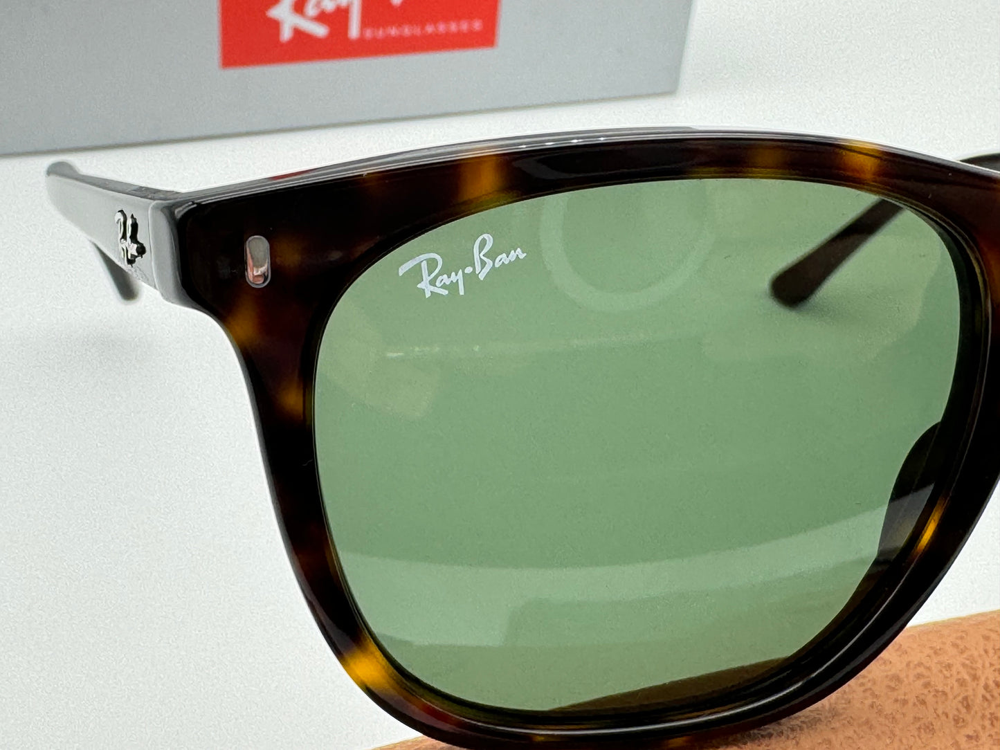 Ray Ban RB 2210 53mm G -15 / Polished Havana 902/31 NEW