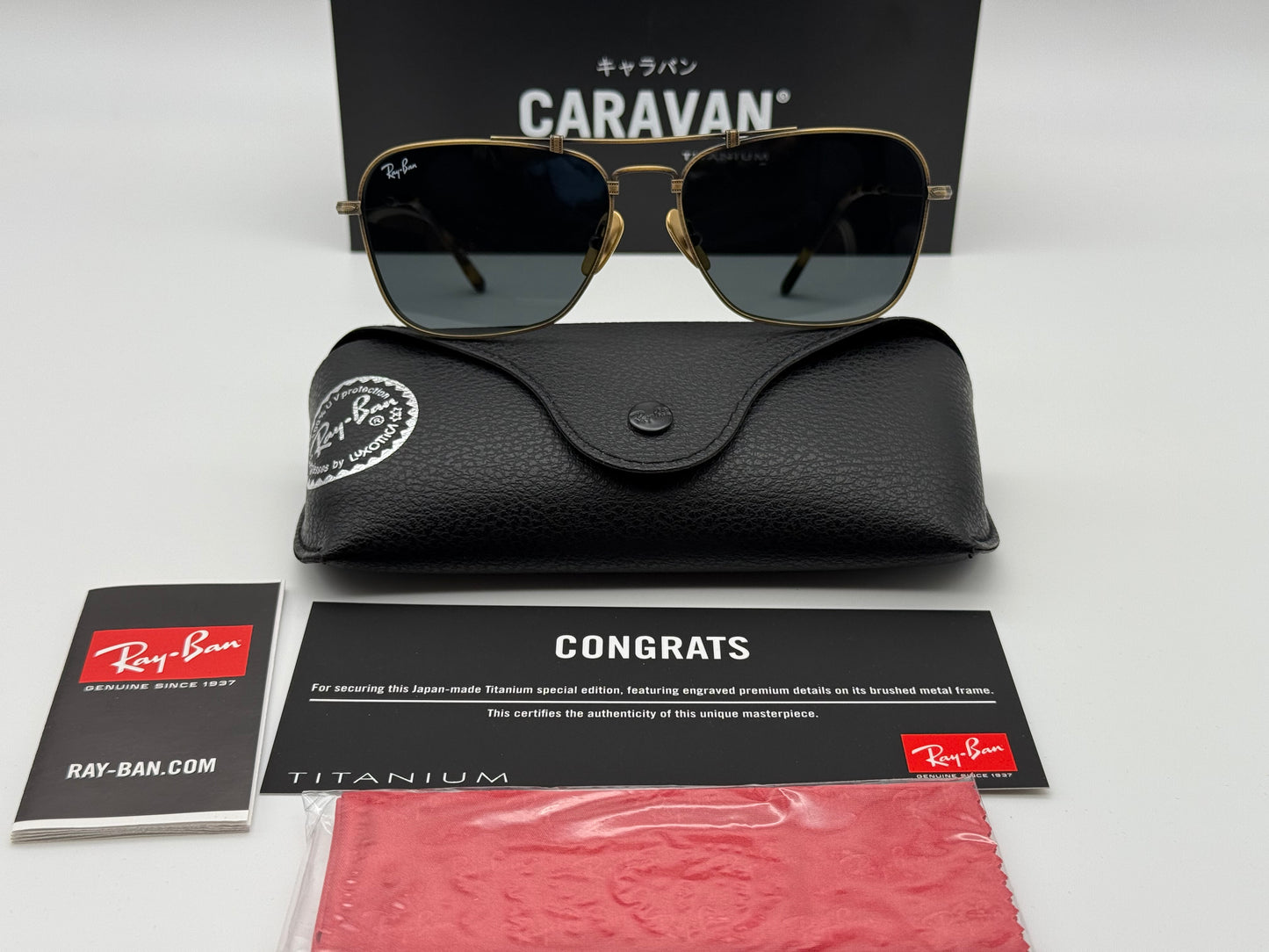 Ray-Ban Caravan Titanium 58mm Antique Gold / Gray Special Edition RB 8136 913757 Japan NEW