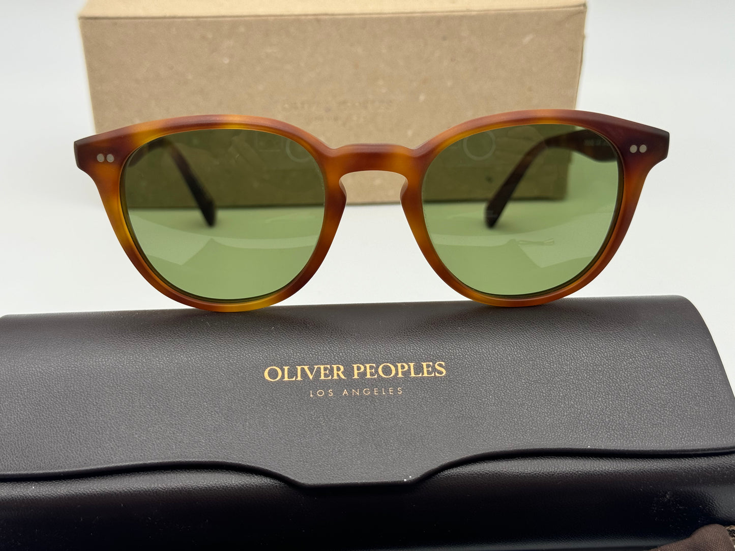 Oliver Peoples Desmon 48mm Matte Light Brown / Vibrant Green Sunglasses OV 5454 SU 14834E Italy NEW