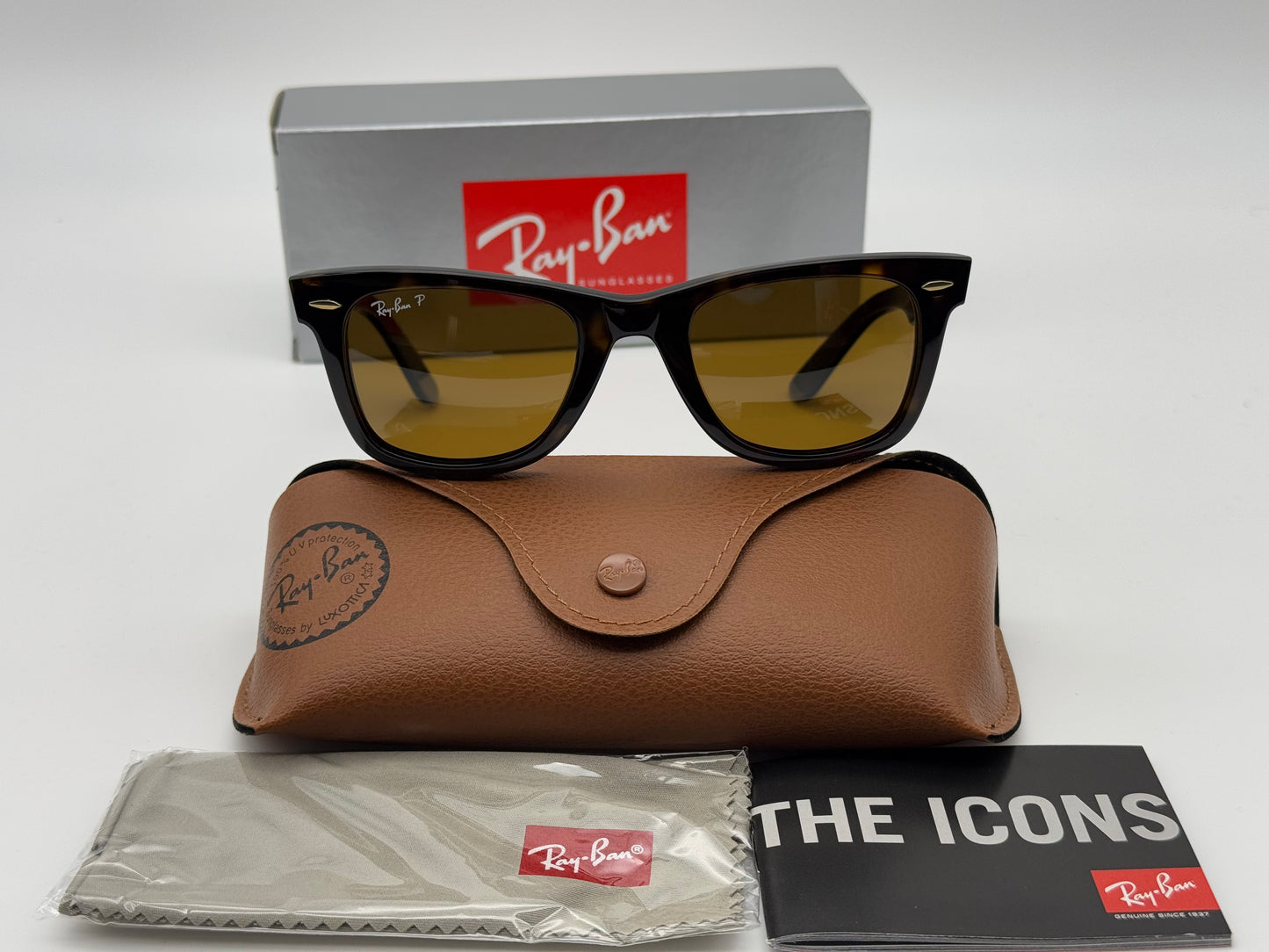 Ray-Ban Original Wayfarer 50mm RB 2140 Tortoise/ B15 902/57 hand made in Italy NEW