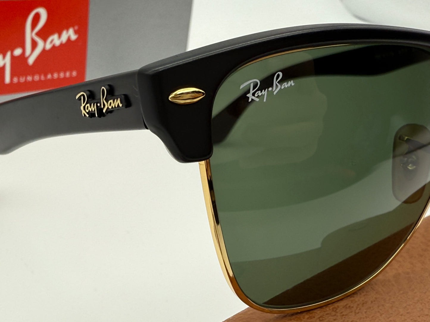 Ray-Ban Clubmaster Oversized 57mm RB 4175 Black / Gold G-15 877 Italy NEW