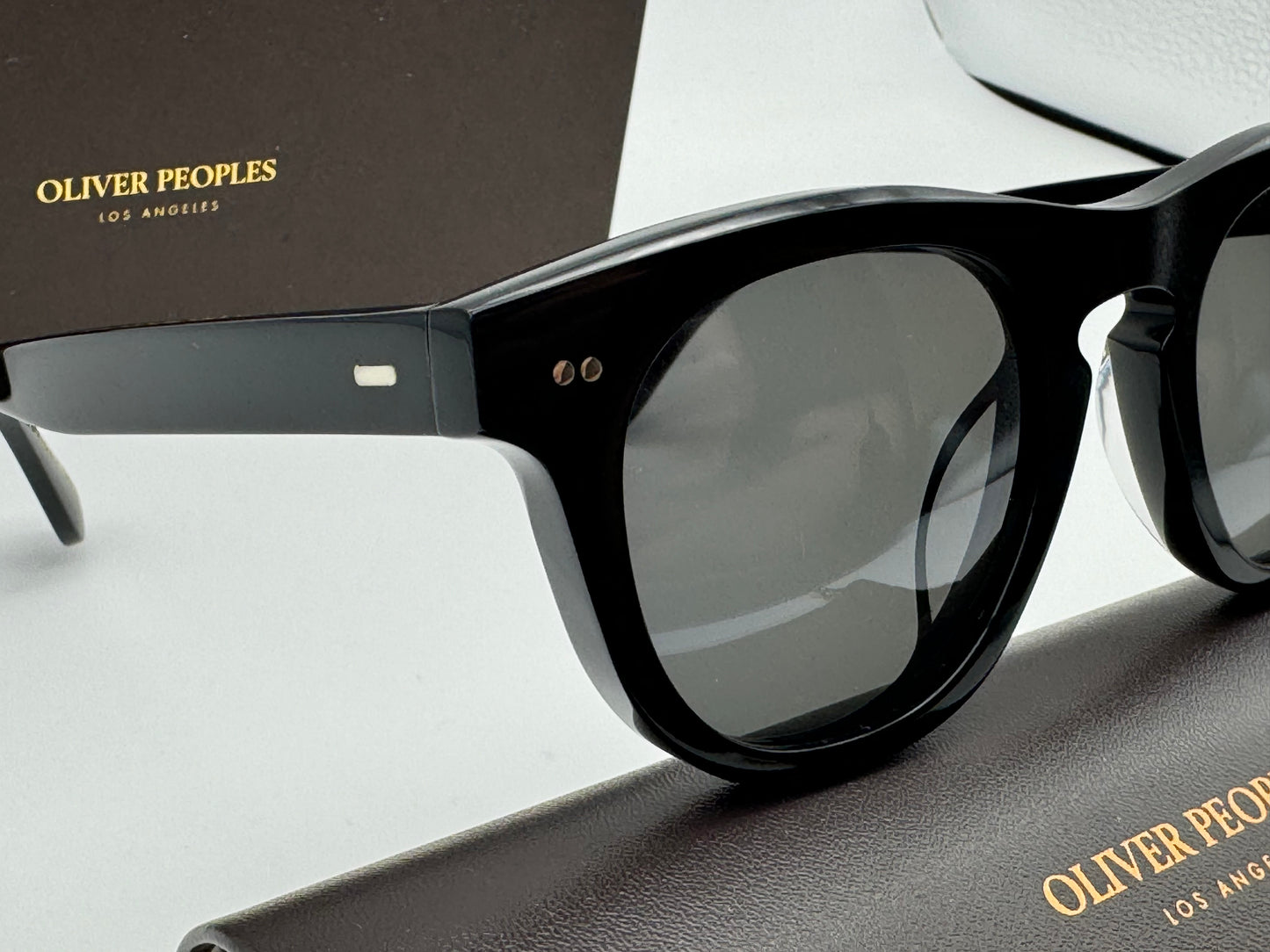 Oliver Peoples Rorke 47mm Black / Carbon Gray 1731R5 Black / Gray Japan NEW