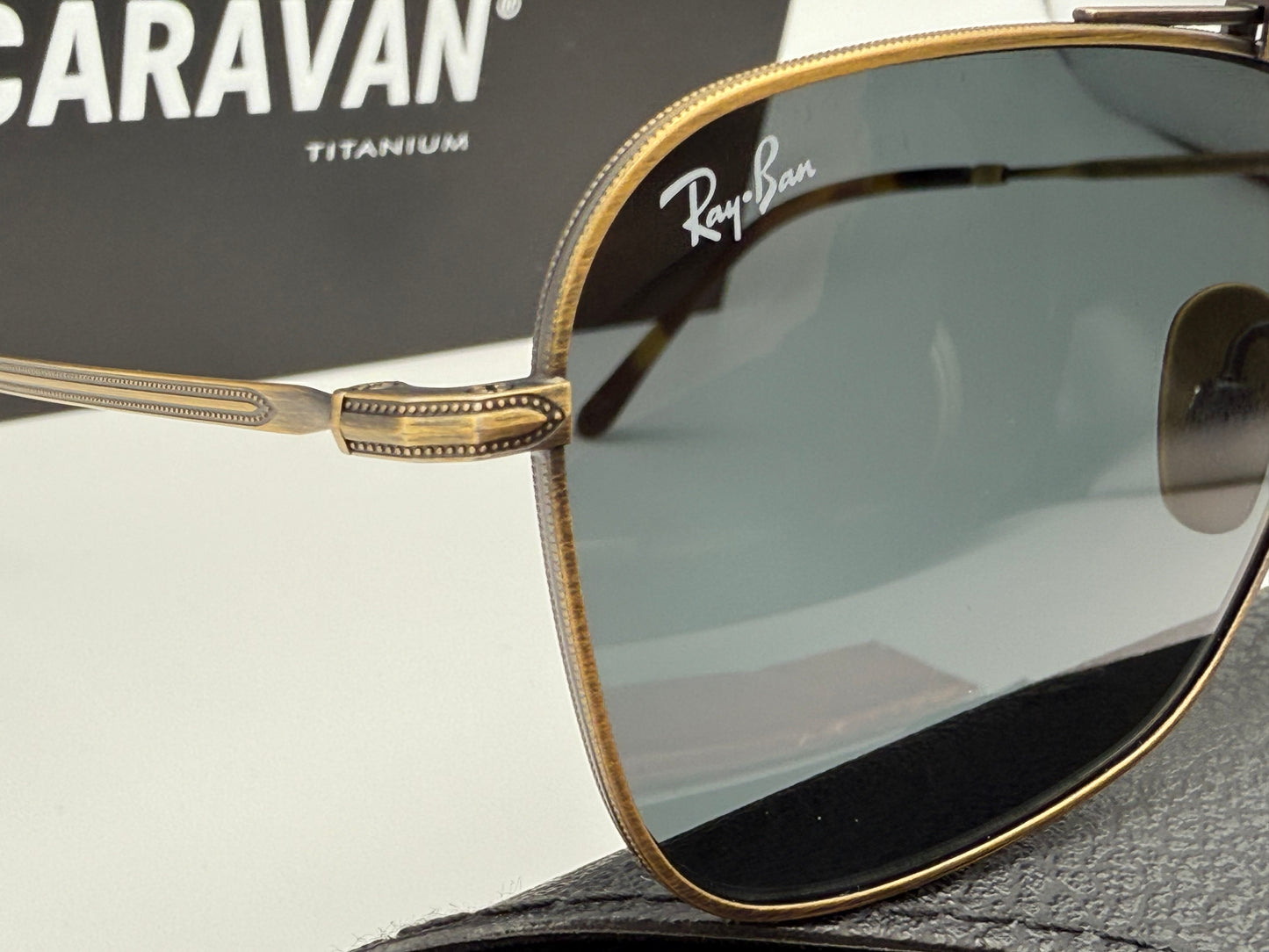 Ray-Ban Caravan Titanium 58mm Antique Gold / Gray Special Edition RB 8136 913757 Japan NEW