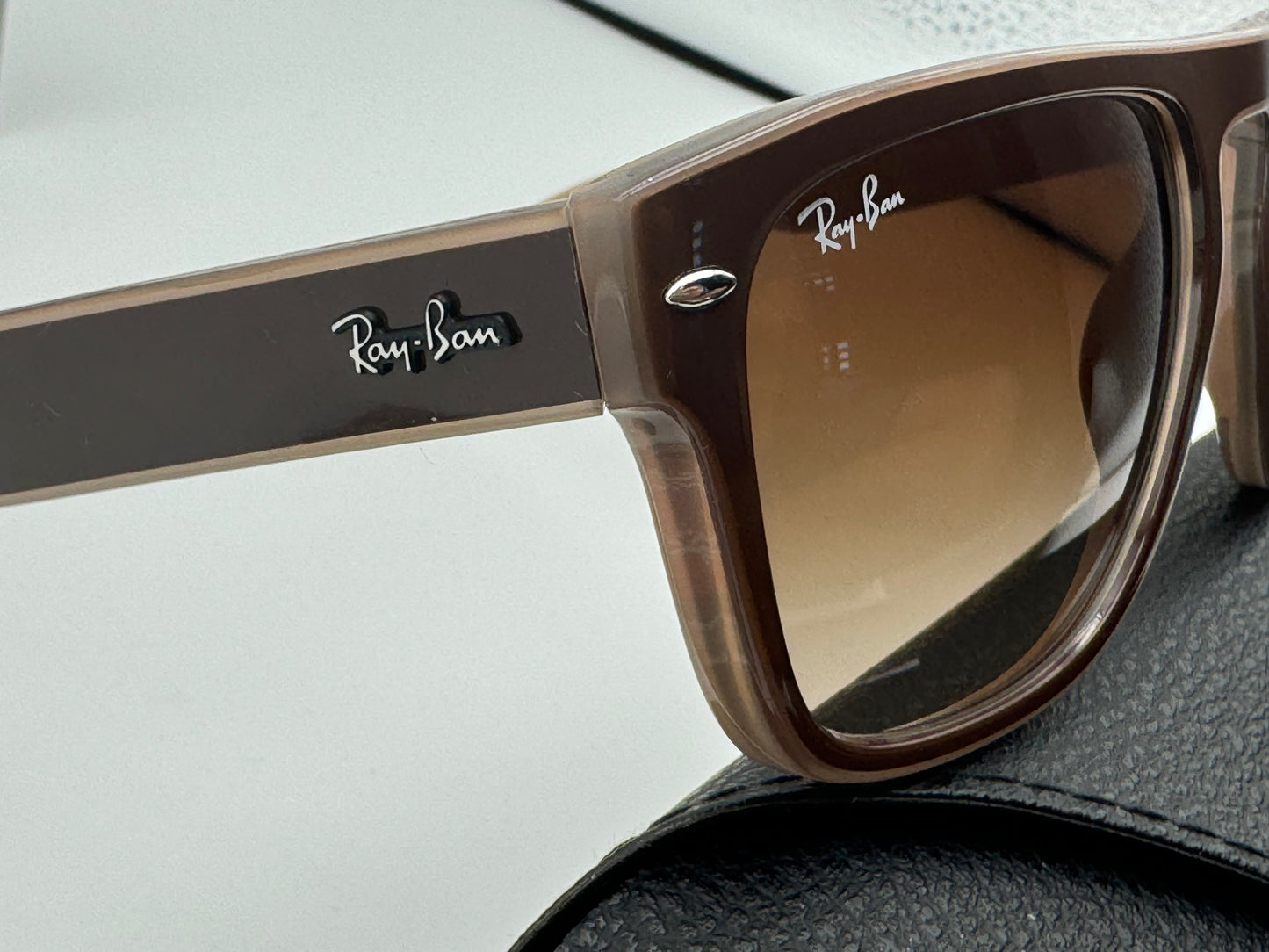 Ray Ban RB 4407 57mm Polished Green & Dark Grey & Transparent Brown / Brown 6732T5 NEW