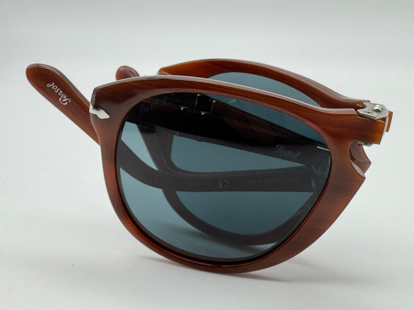 Persol 714 52mm Rare Stripped Nut / Blue Polarized Photochromic Lens 957 / 4N Folding Italy Preowned