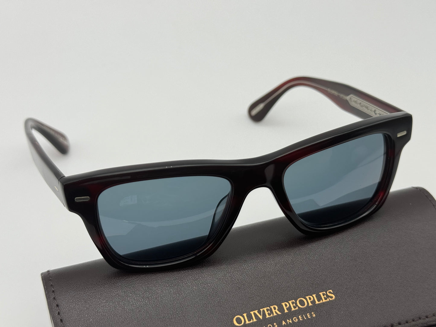 Oliver Peoples OLIVER SUN OV 5393SU 49mm Bordeaux Bark / Photochromic Sunglasses Italy Open Box