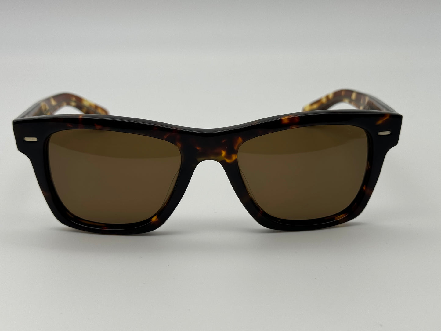 Oliver Peoples Oliver Sun 51mm OV 5393 SU DM2 / TrueBrown Polarized 165454 Italy Preowned