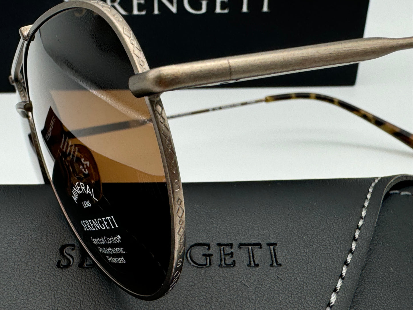 Serengeti Pete 58mm SS 599004 Polarized Drivers Photochromic Lens Brushed Bronze / Shiny Havana Tips Italy NEW