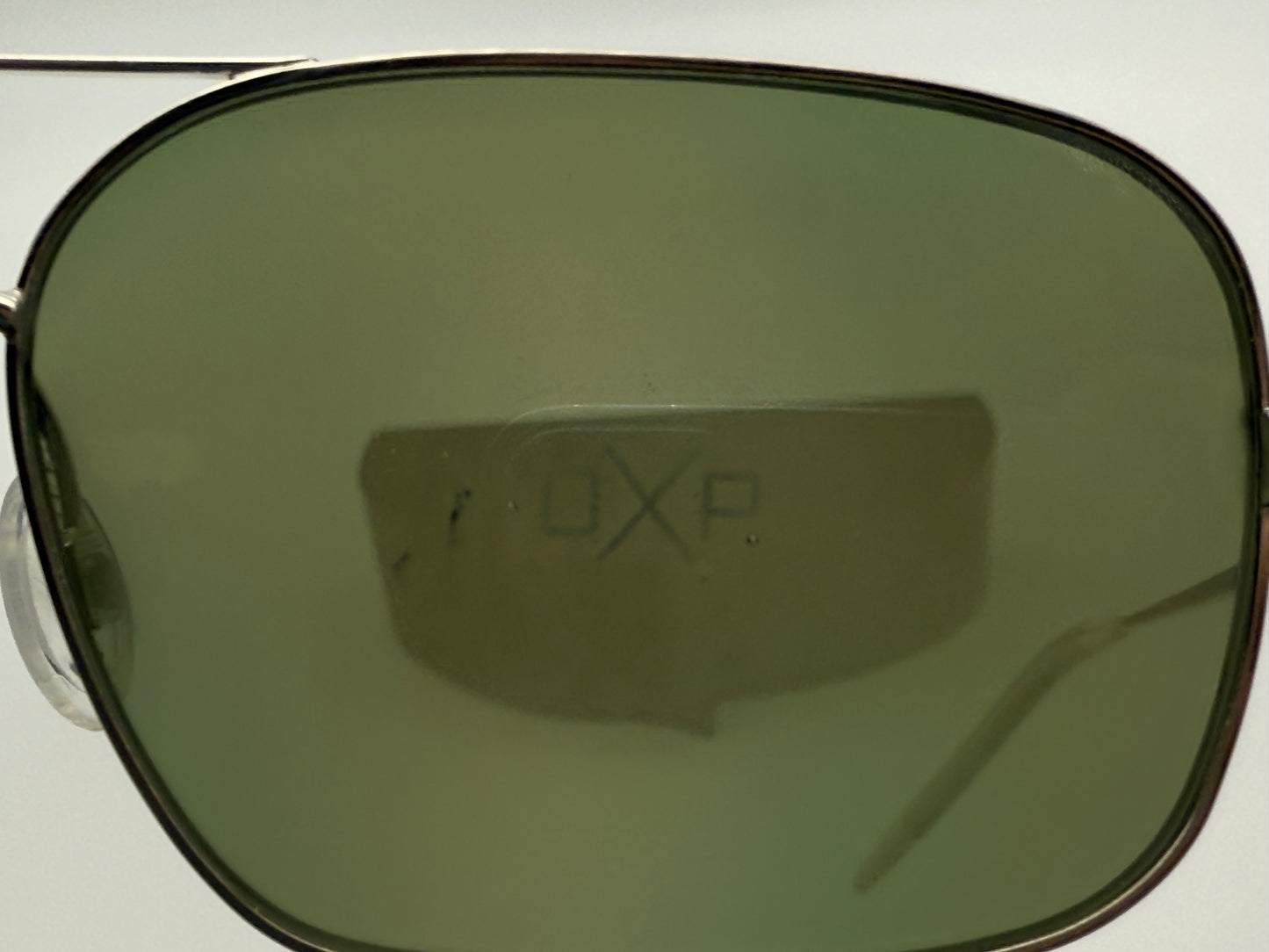 Oliver Peoples Victory 55mm Silver / Green Polarized o X p Polarized Glass Lens Japan Preowned