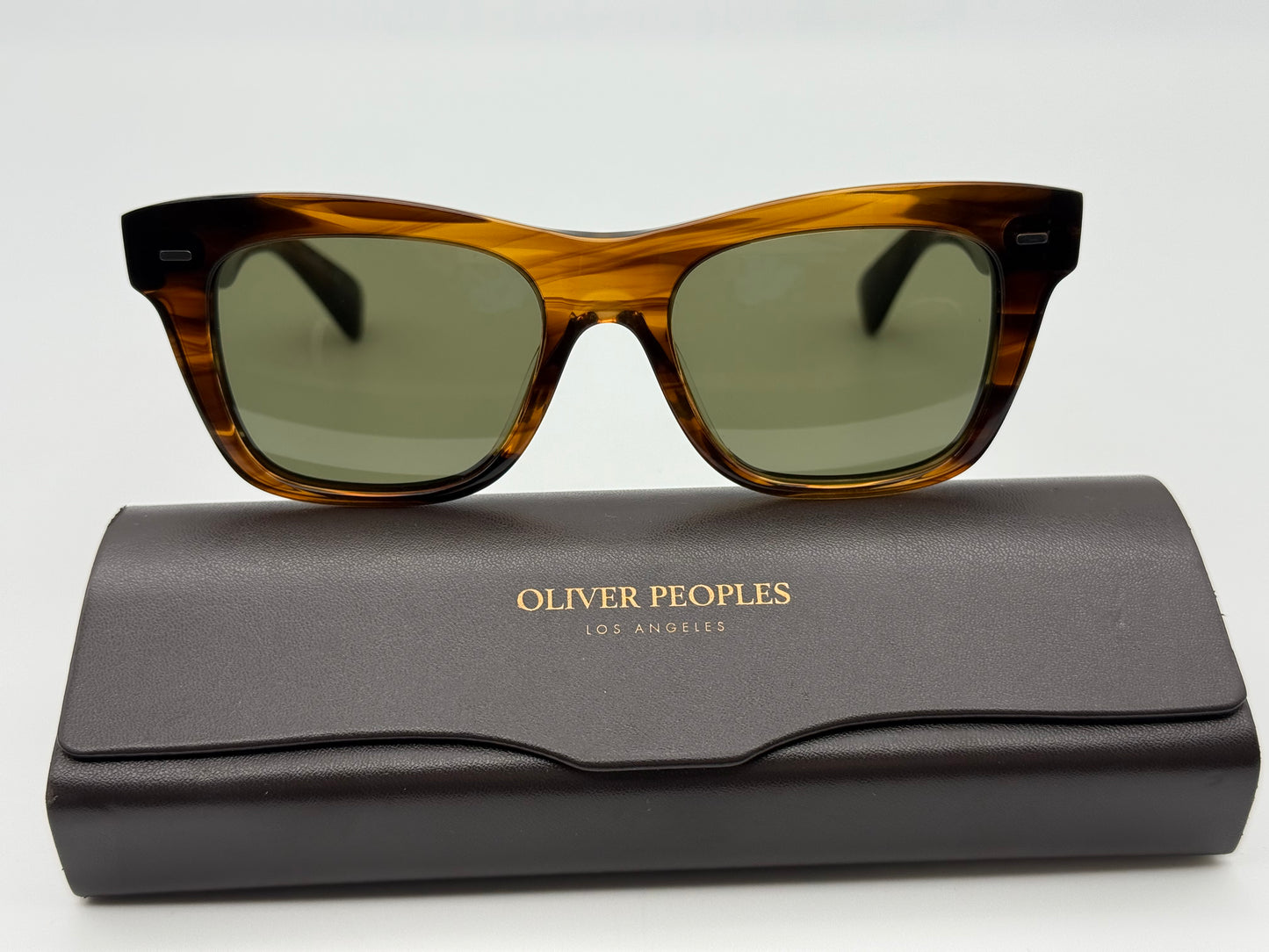 Oliver Peoples Ms. Oliver 51mm OV 5542SU 172452 Tuscany

Tortoise Italy Preowned