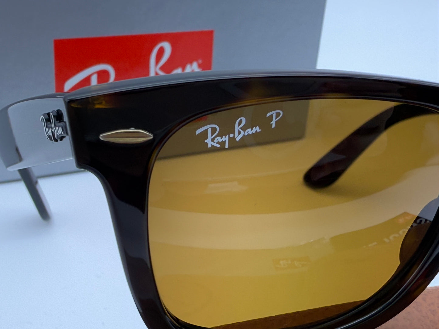 Ray-Ban Original Wayfarer 50mm RB 2140 Tortoise/ B15 902/57 hand made in Italy NEW