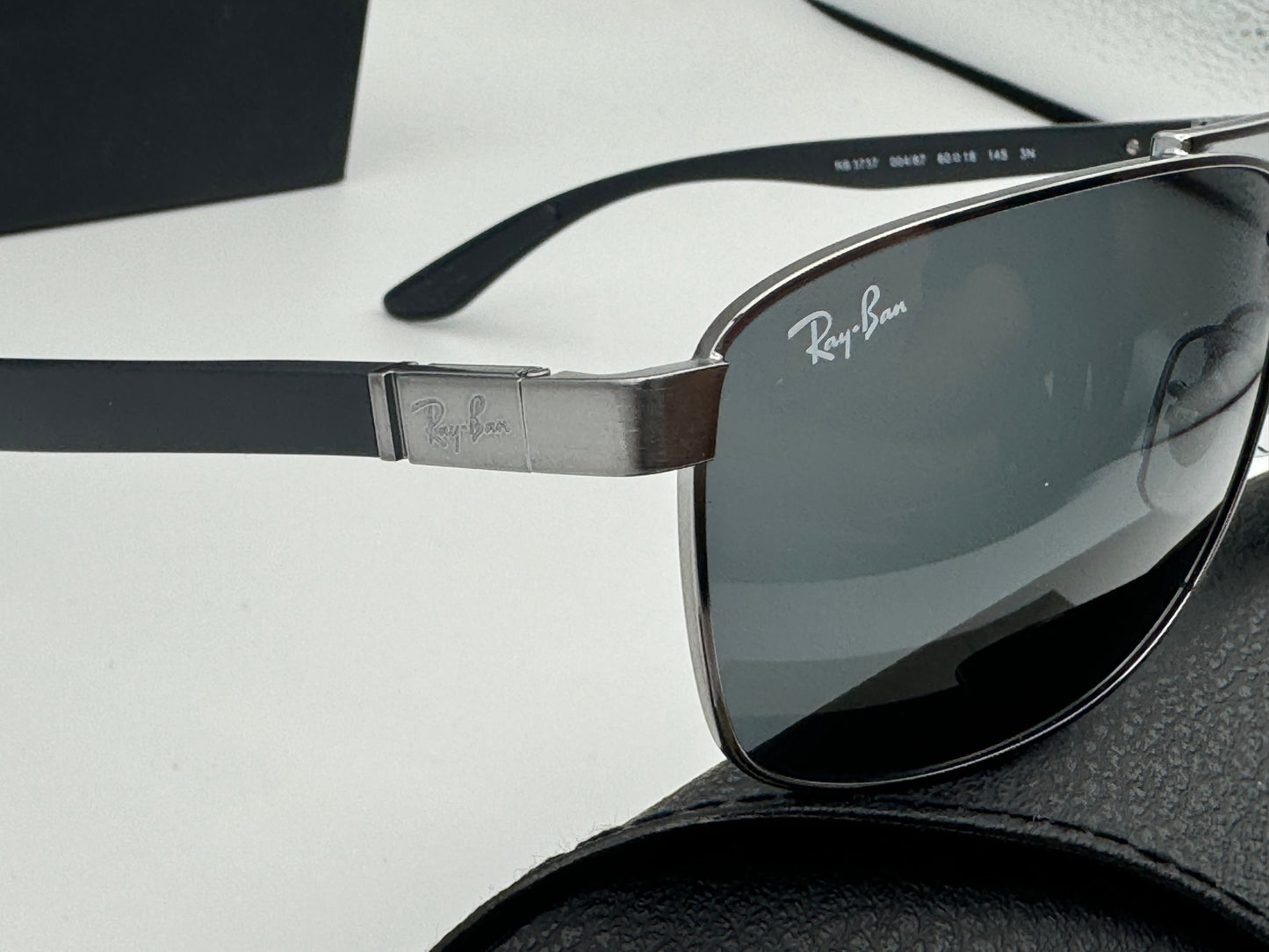 Ray-Ban RB 3737 60mm Gunmetal/ Dark Gray LITEFORCE 004 / 87 NEW