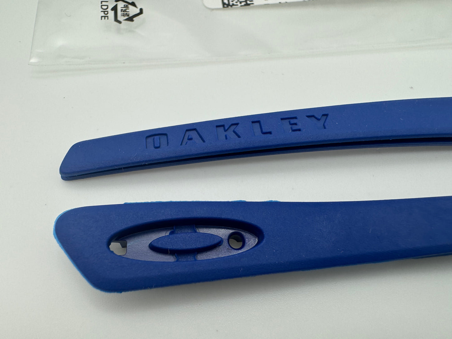 Oakley Turbine 009263 Rotor
009307 Turbine XS 0J9003
Replacement Blue Ear Socks