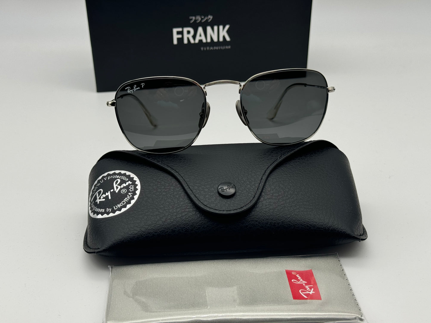 Ray-Ban Frank Titanium 51mm Silver / Black RB 8157 920948 Japan NEW