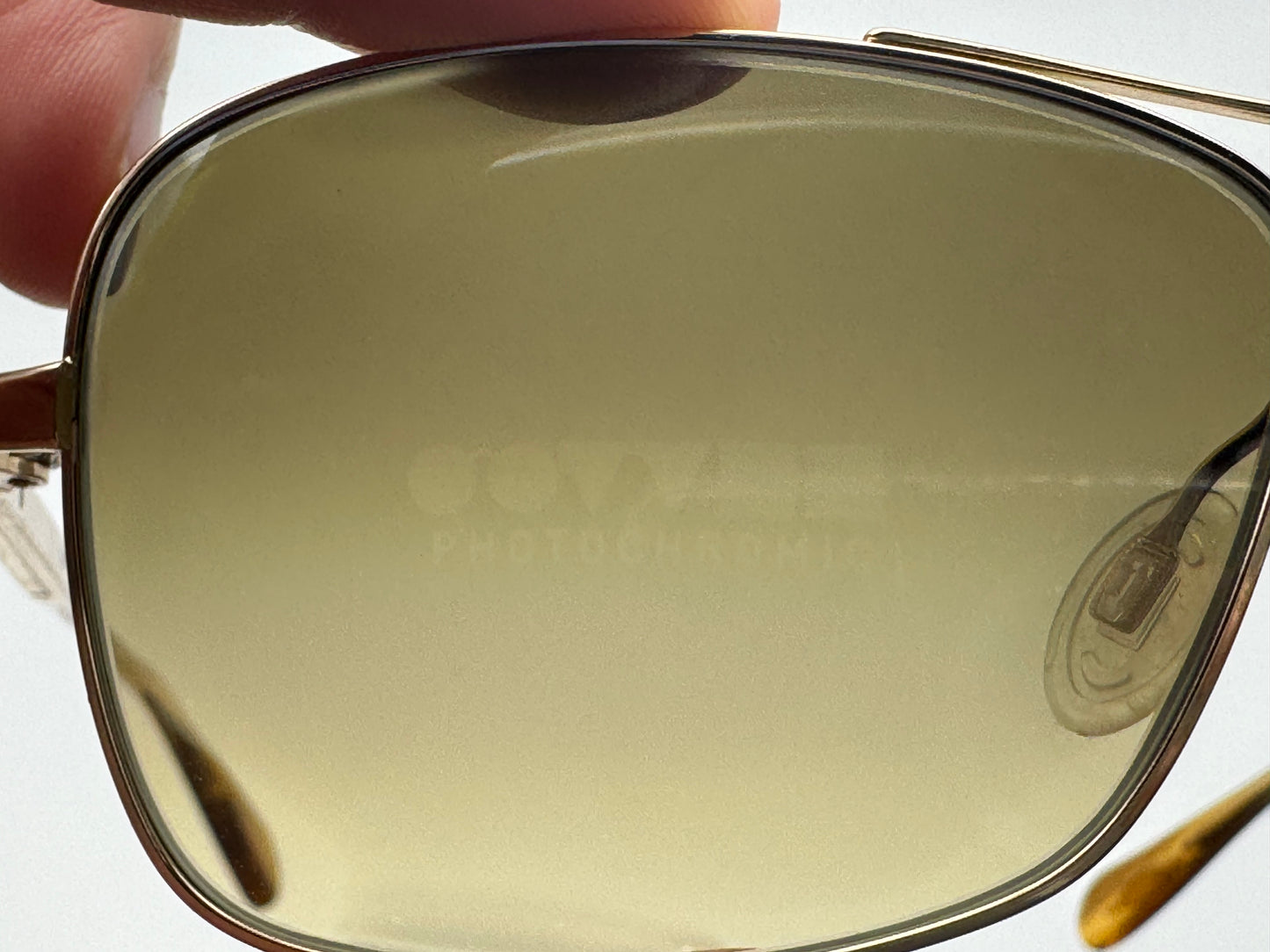 Oliver Peoples Sanford 57mm OV 1130 S Gold / Chrome Amber Photochromic 5132 / 85 Japan Preowned