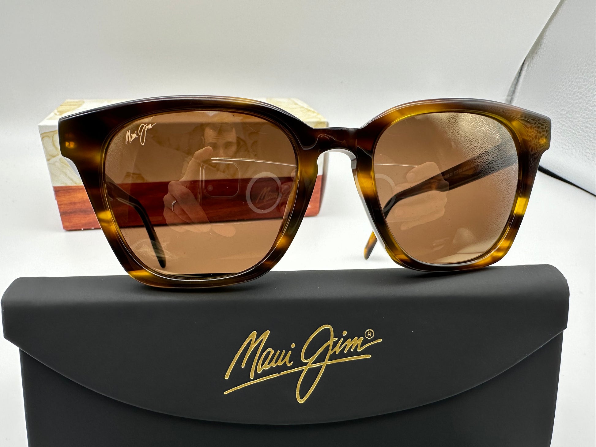 Maui Jim Shave Ice 52mm MJ533-10 STG-BG Polarized NEW